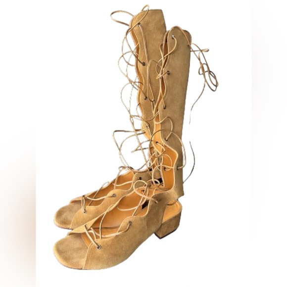 Saint Laurent Beige Suede Gladiator Sandals - Picture 4 of 7